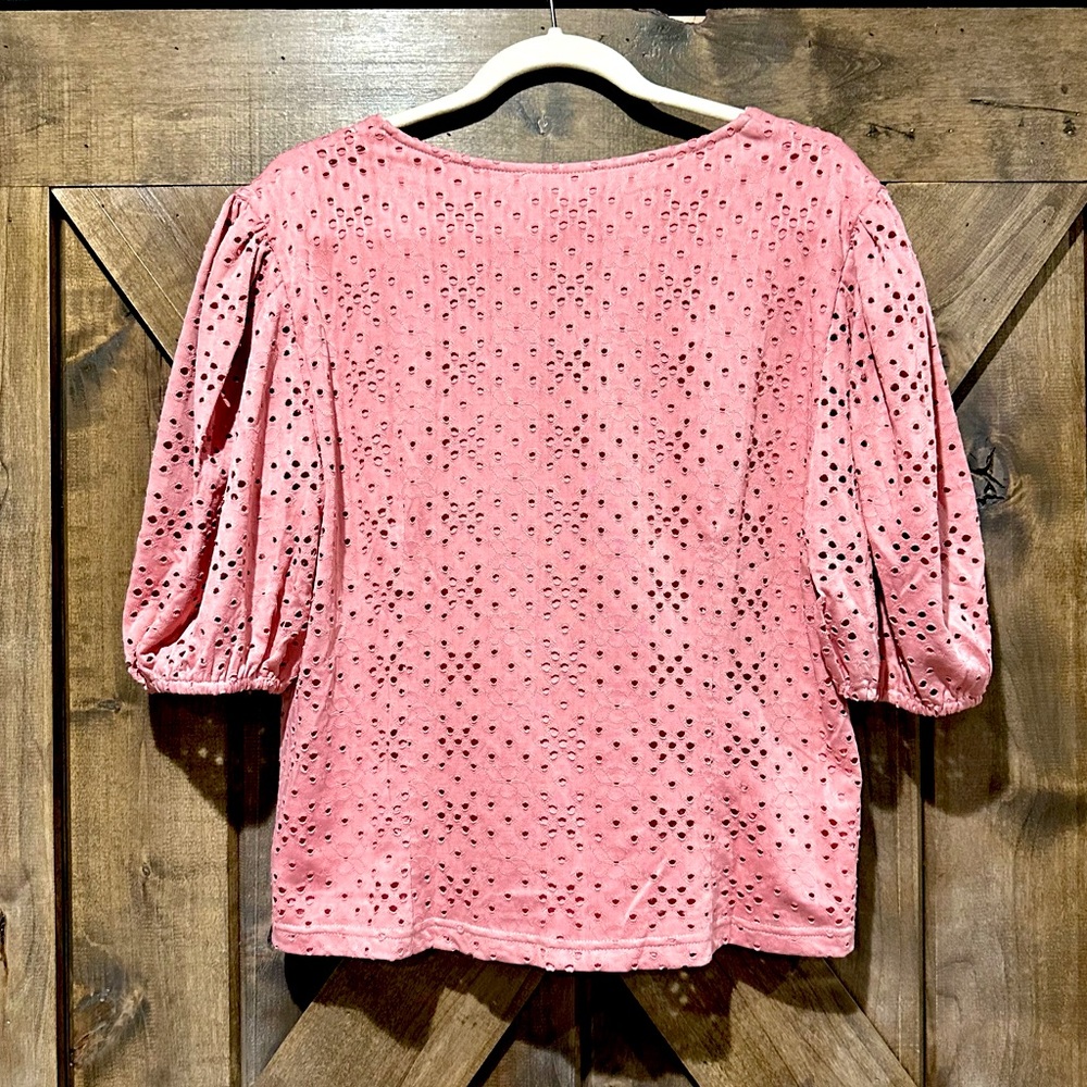 NWOT The Shirt Brand Pink Short Sleeve V-Neck Blouse - Picture 15 of 16